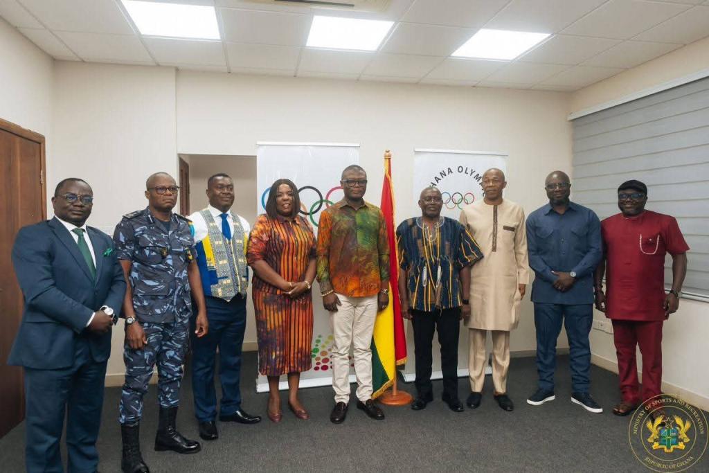 Chief Director at Sports and Recreation Ministry Wilhelmina Asamoah, praises GOC for donating to Sports Fund